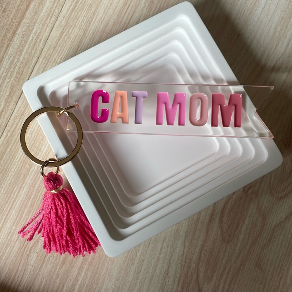 Cat Mom hotel keychain gift! NWT! Brand new! Great gift for any cat lover! - Picture 1 of 5